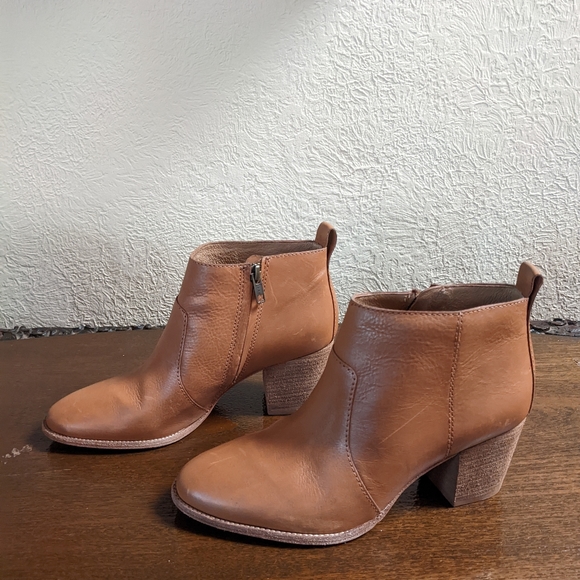 Madewell Ankle Booties - Picture 2 of 4